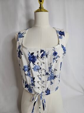 NWOT Blashe Blue Floral Lace Up‎ Corset Top Cottagecore L